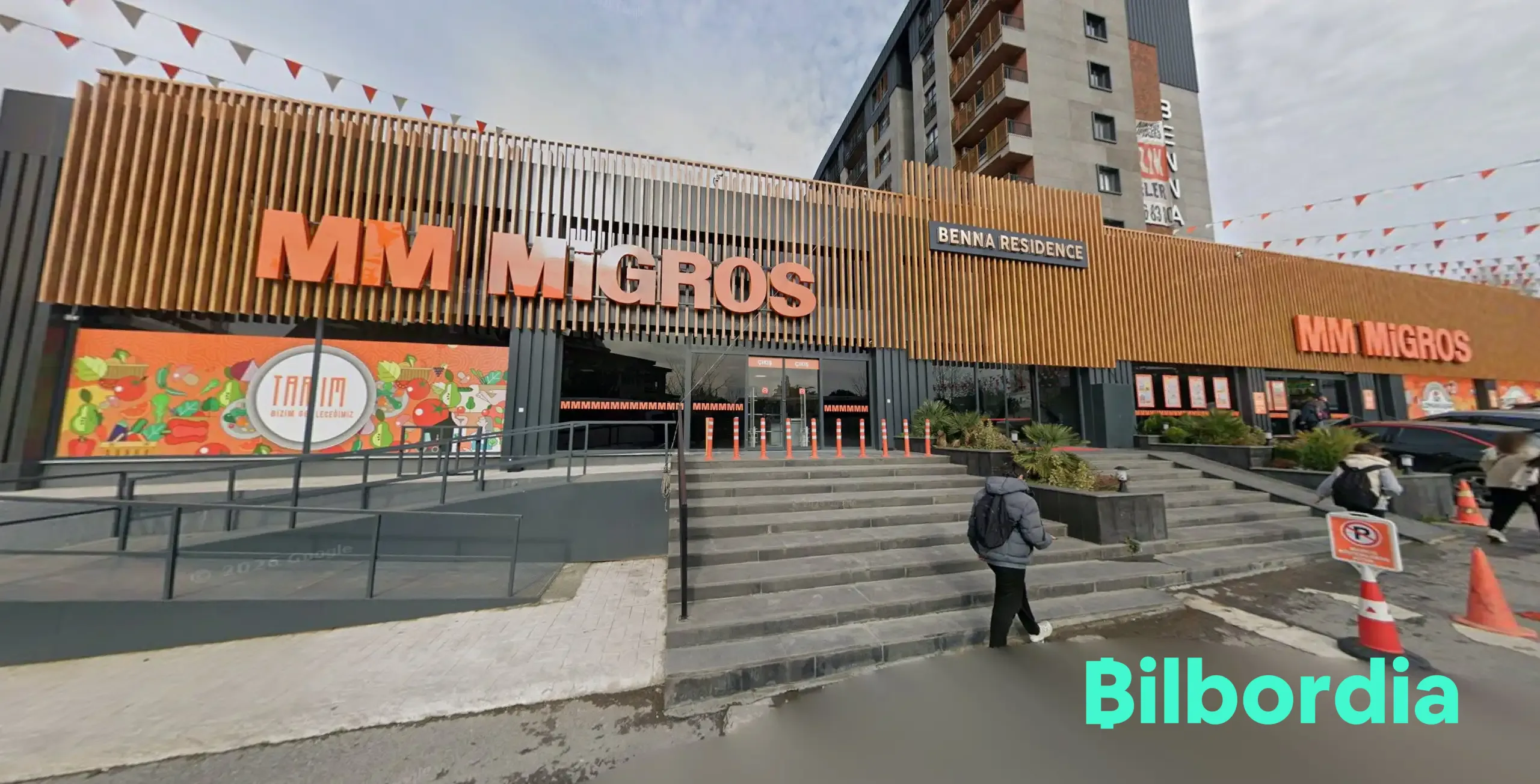 street-view-0021-IST-D-E03C-02